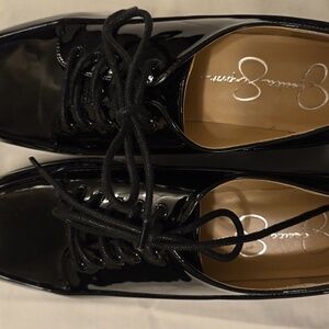 NWOB Jessica Simpson Espira Oxford; patent leather; 9.5 M